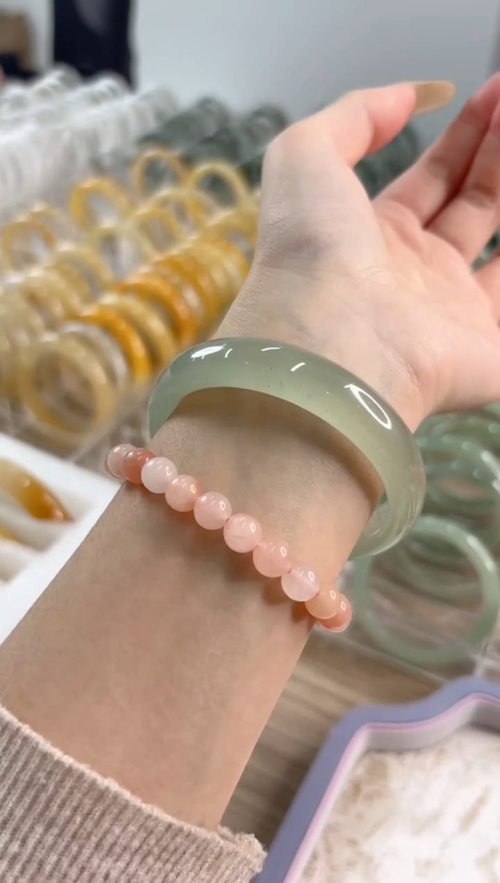 未镶嵌手镯石英质玉192-56D