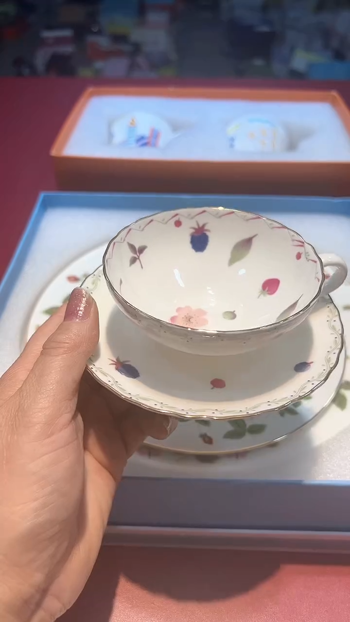 【闪购商品】瓷片锅碗瓢盆一件不剩