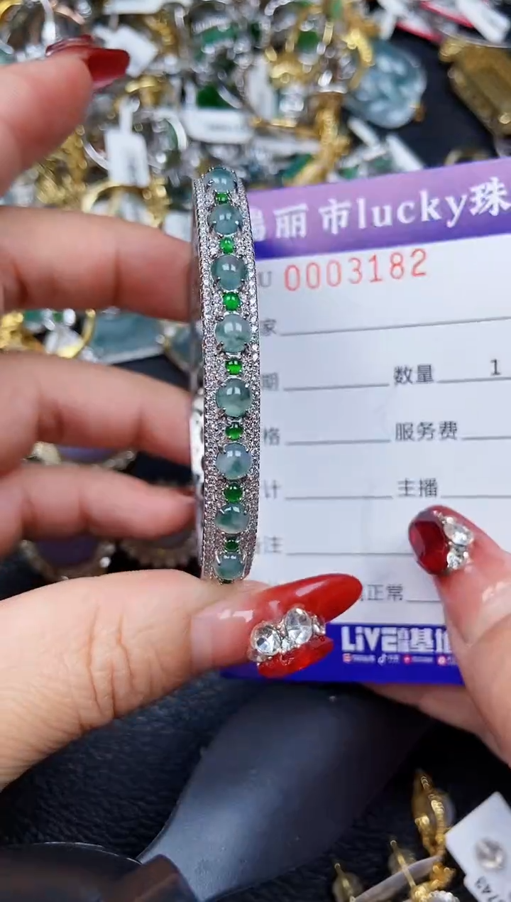 【闪购商品】翡翠颈饰银S925镶嵌3182