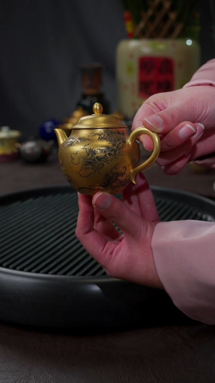 【闪购商品】杯【宜景窑光面金】墨绘墨龙金壶