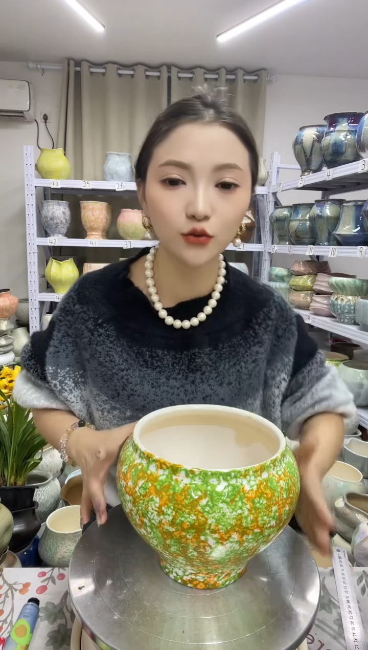 【花盆链接】  高 ：16 口：16