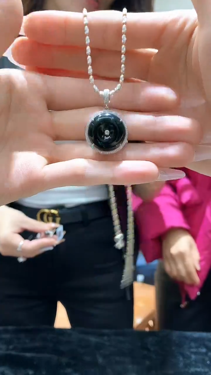 【闪购商品】翡翠吊坠(不含链)18K金镶嵌平安扣GJ