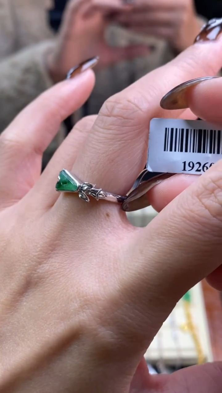 颈饰银S925镶嵌翡翠净货19260