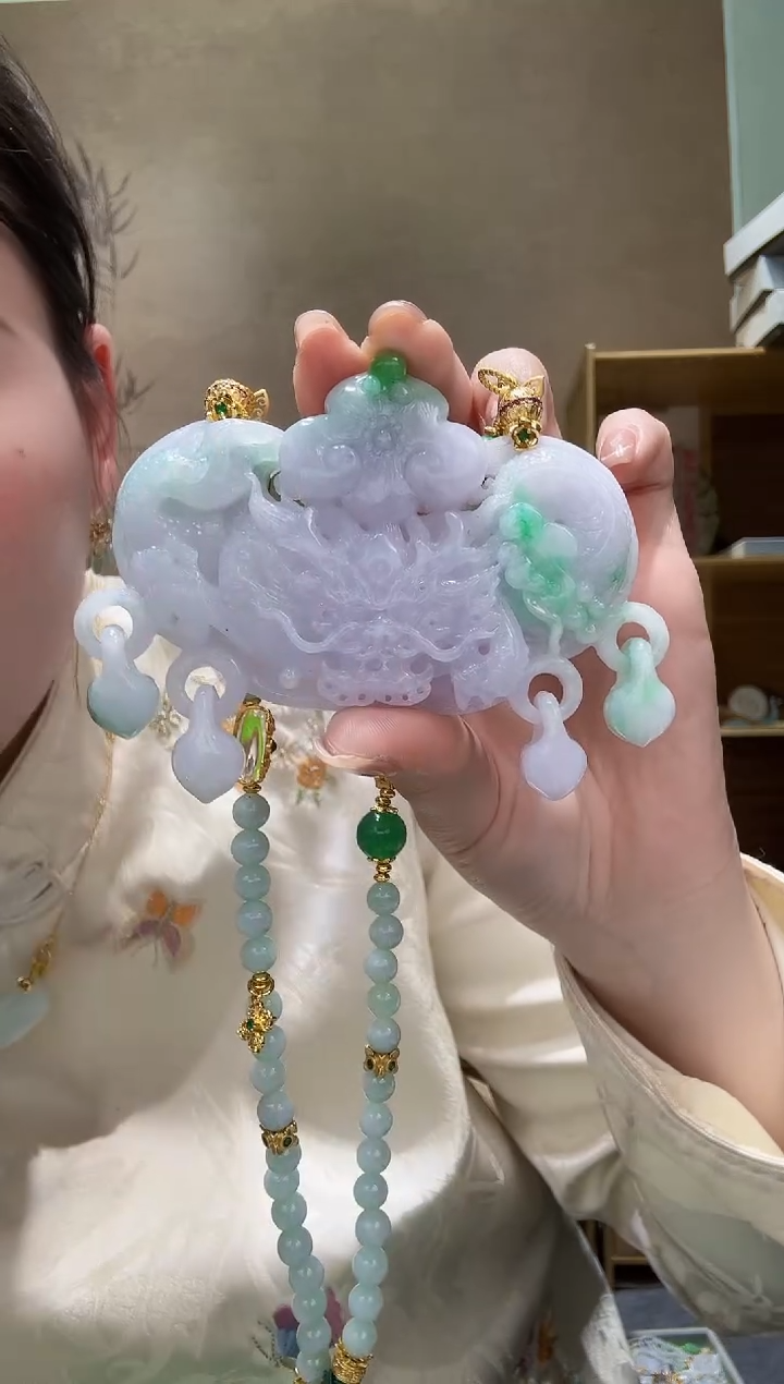 【闪购商品】翡翠颈饰未镶嵌吊坠