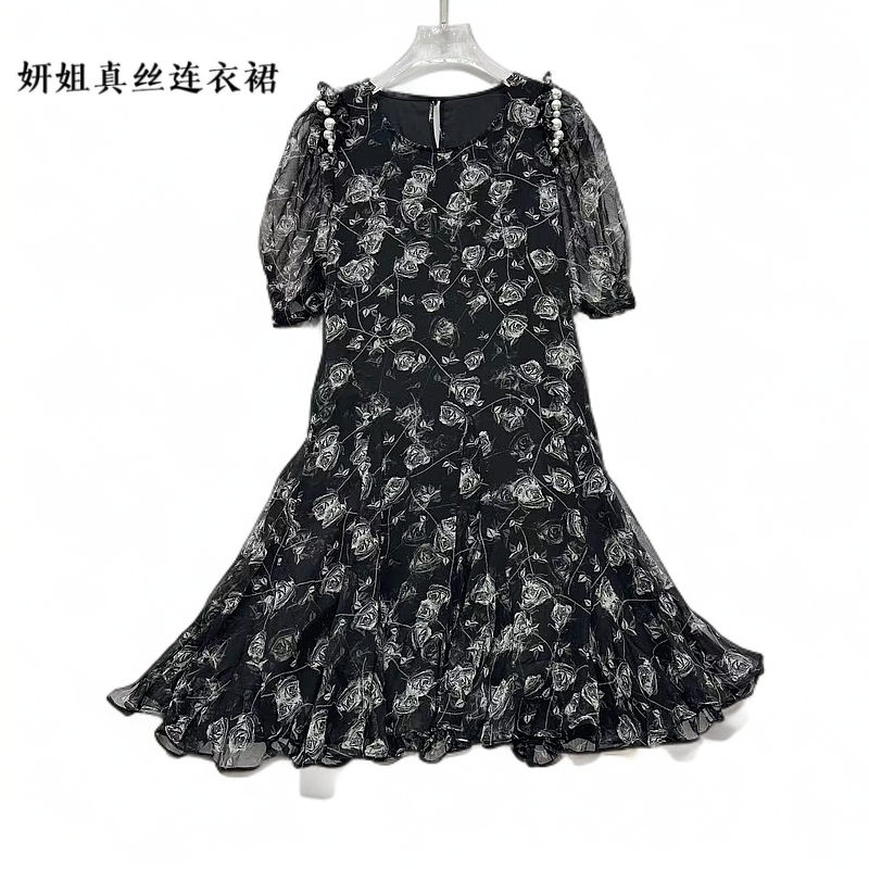 【妍姐桑蚕丝2025夏季上新】气质圆领短款轻奢 黑白花/黑绿花258067