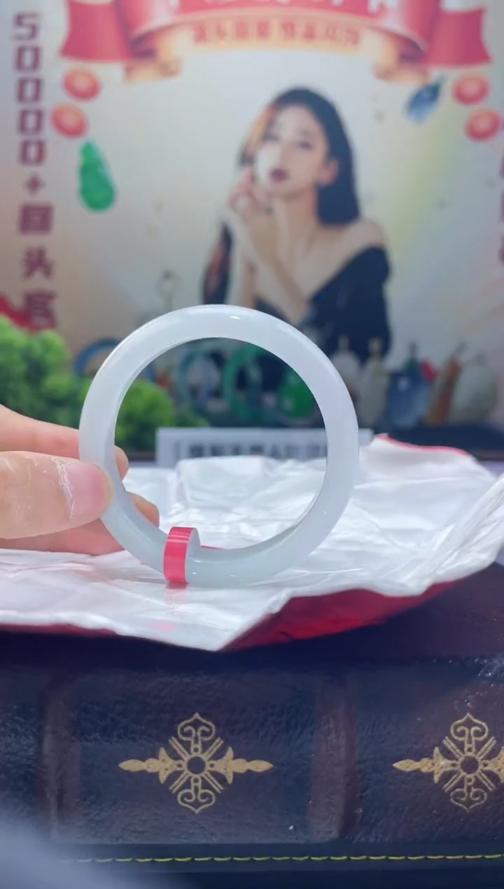 【闪购商品】翡翠手镯未镶嵌手镯18