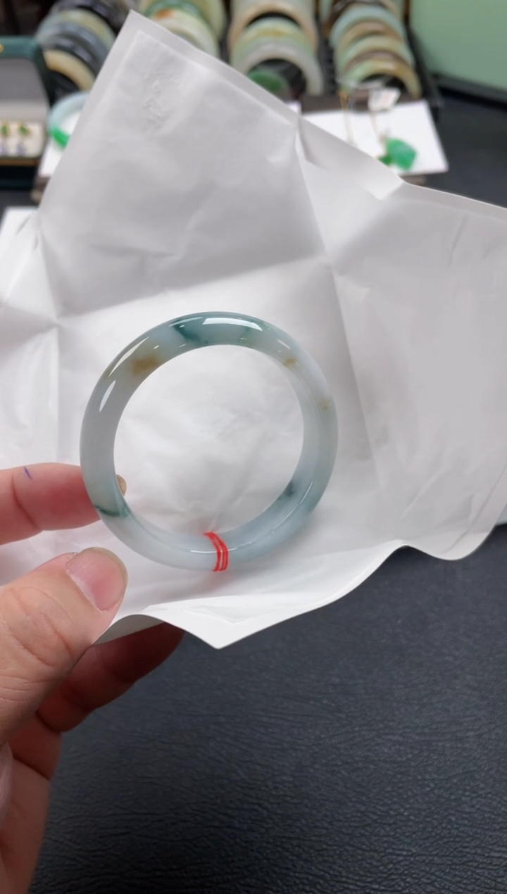 【闪购商品】翡翠手镯未镶嵌54正圈 有纹