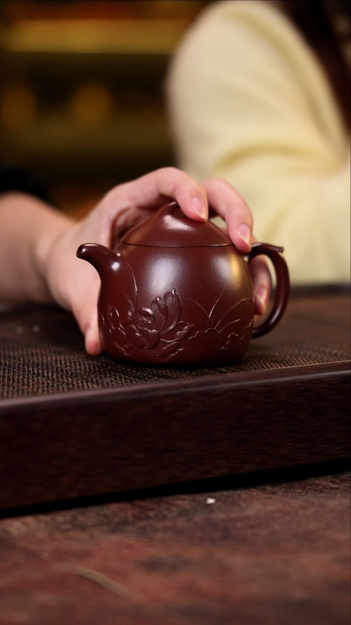 秦权 堆绘 紫袍玉砂 210cc