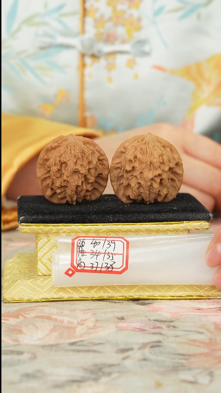 【闪购商品】文玩核桃把件宽边狮子头