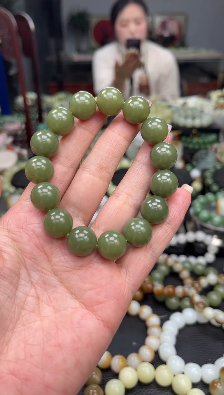 【闪购商品】和田玉手串未镶嵌新疆若羌青黄口卡14