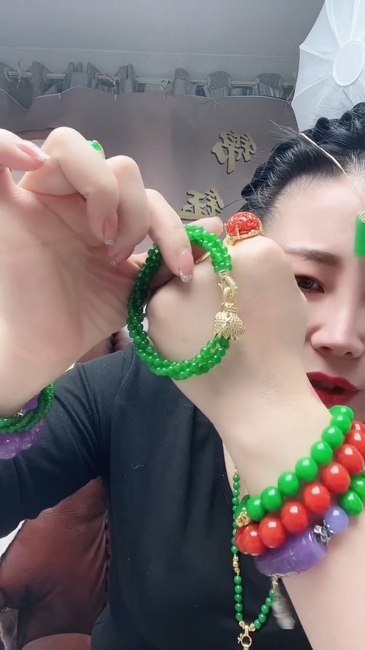 【闪购商品】翡翠手链14K金镶嵌豹子手链