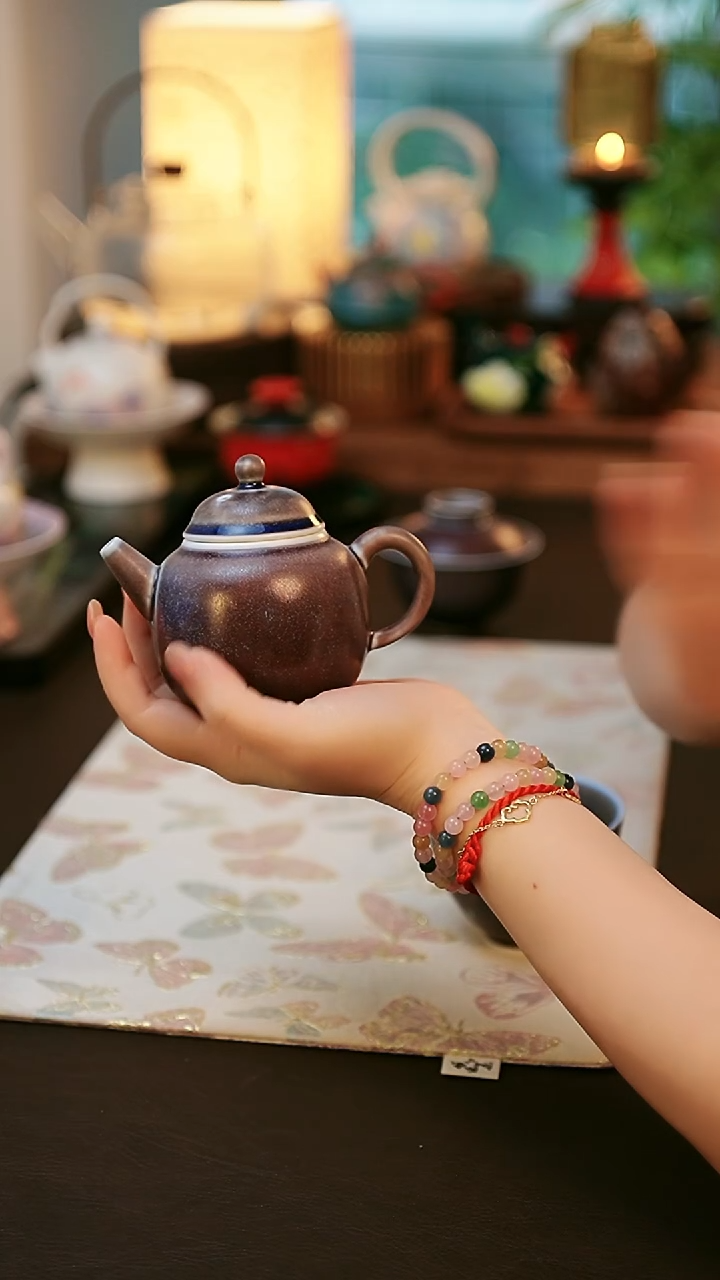 陶瓷茶具楚门葡萄紫壶