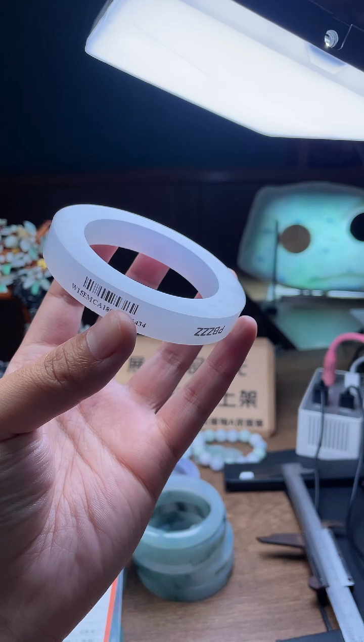 【闪购商品】定制翡翠手镯未镶嵌定制