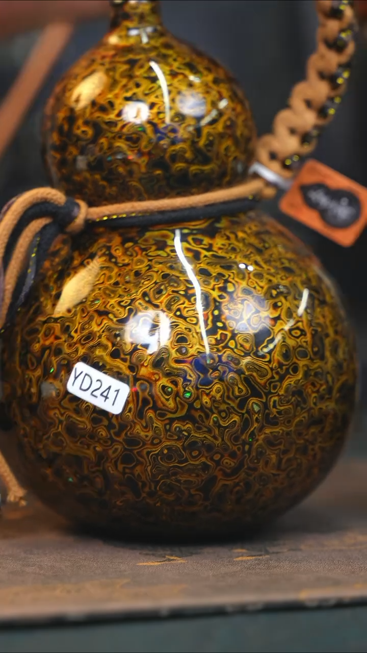 【闪购商品】YD241漆艺酒葫芦不包手串及旋转底座