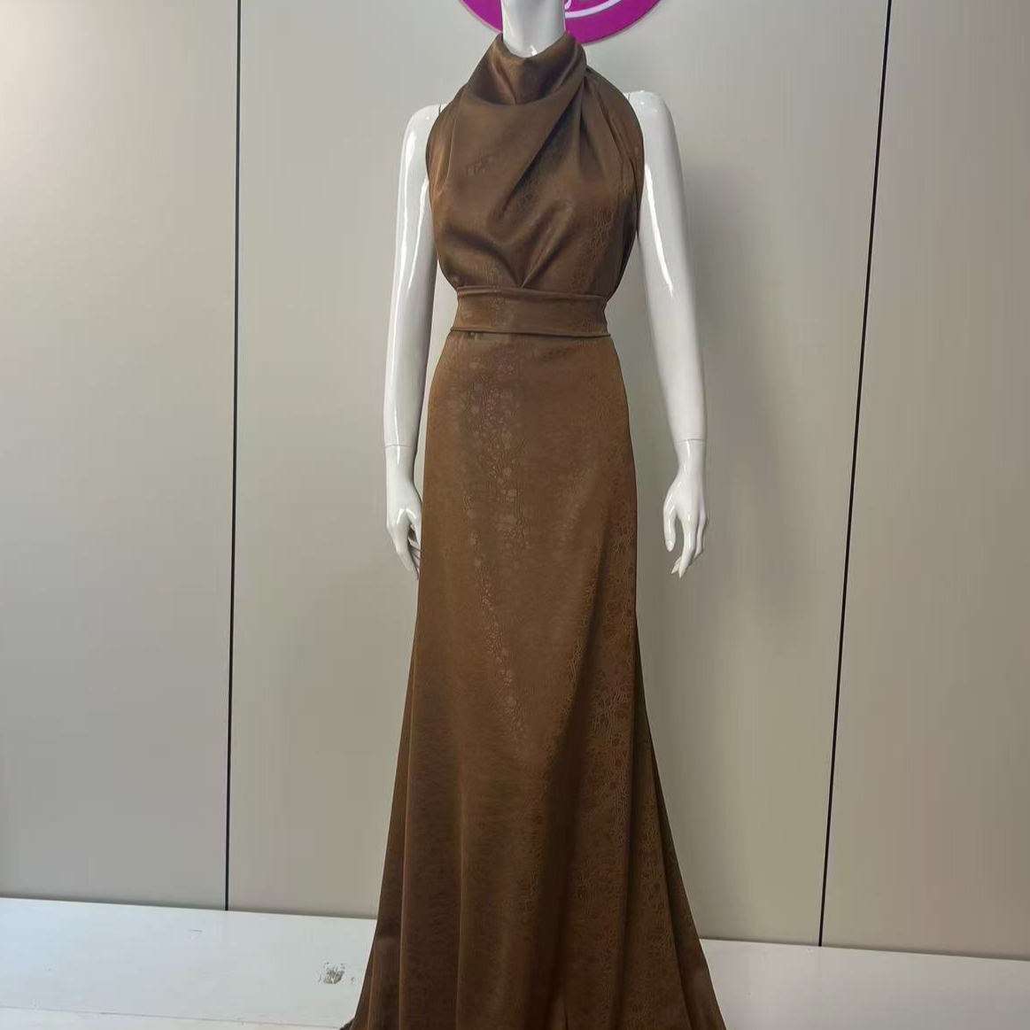 高端仿醋酸仿皮革面料 高品质服装面料