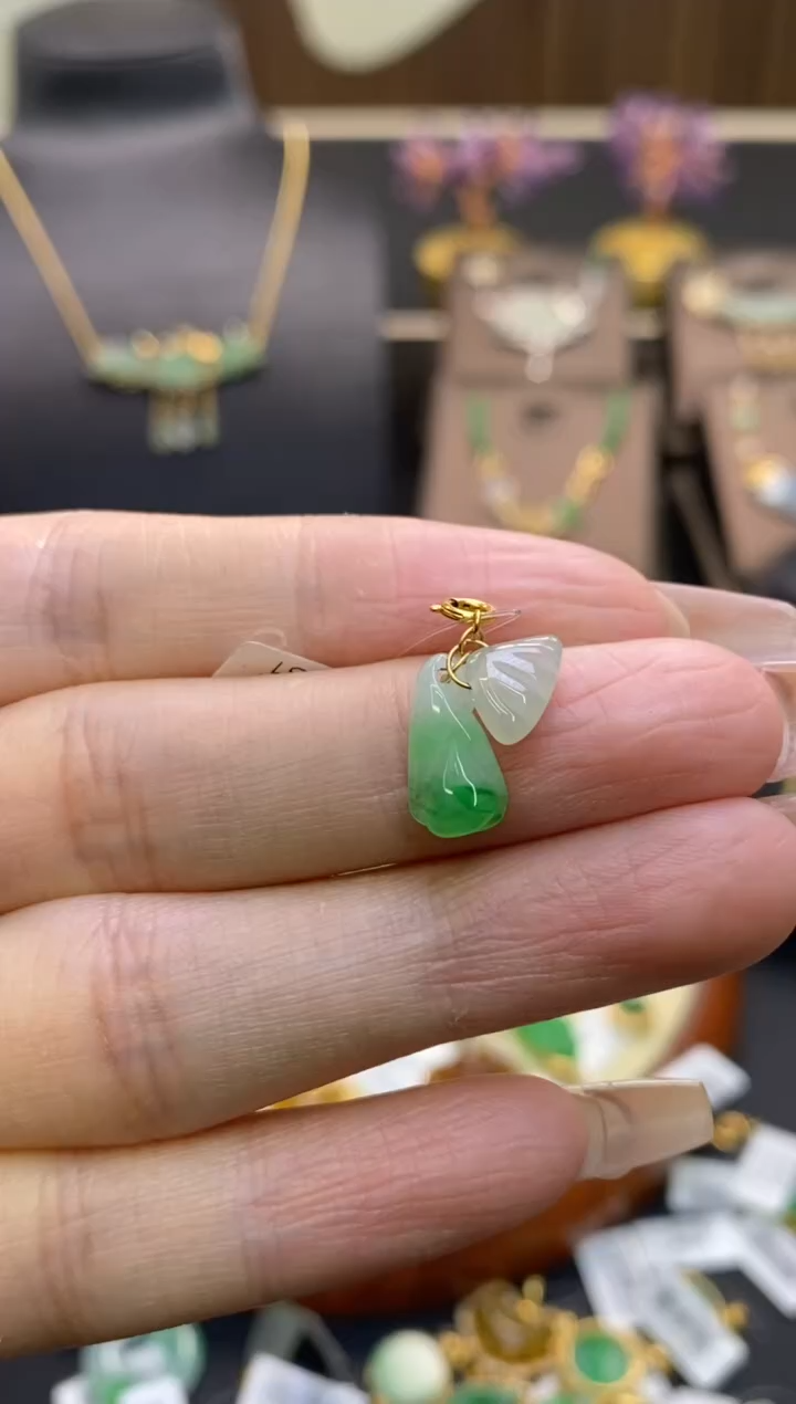 【闪购商品】翡翠颈饰18K金镶嵌净货12406