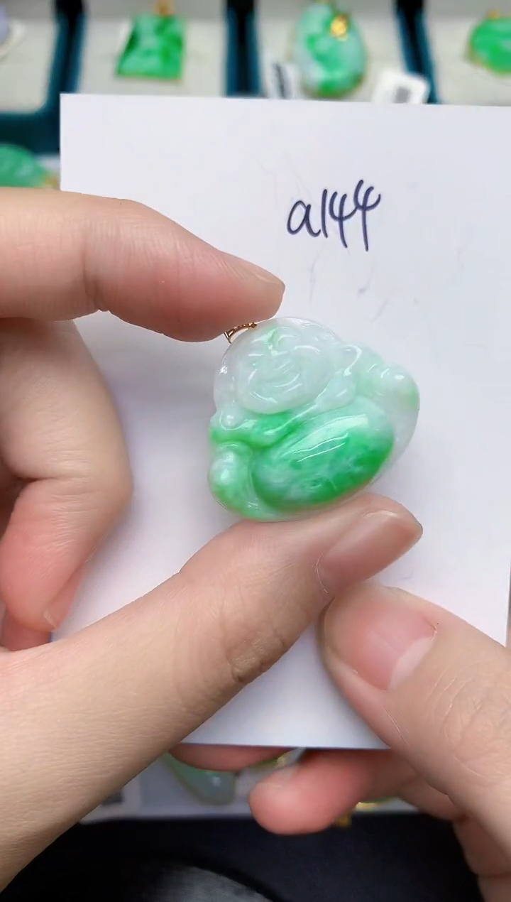 【闪购商品】翡翠颈饰18K金镶嵌0000000000