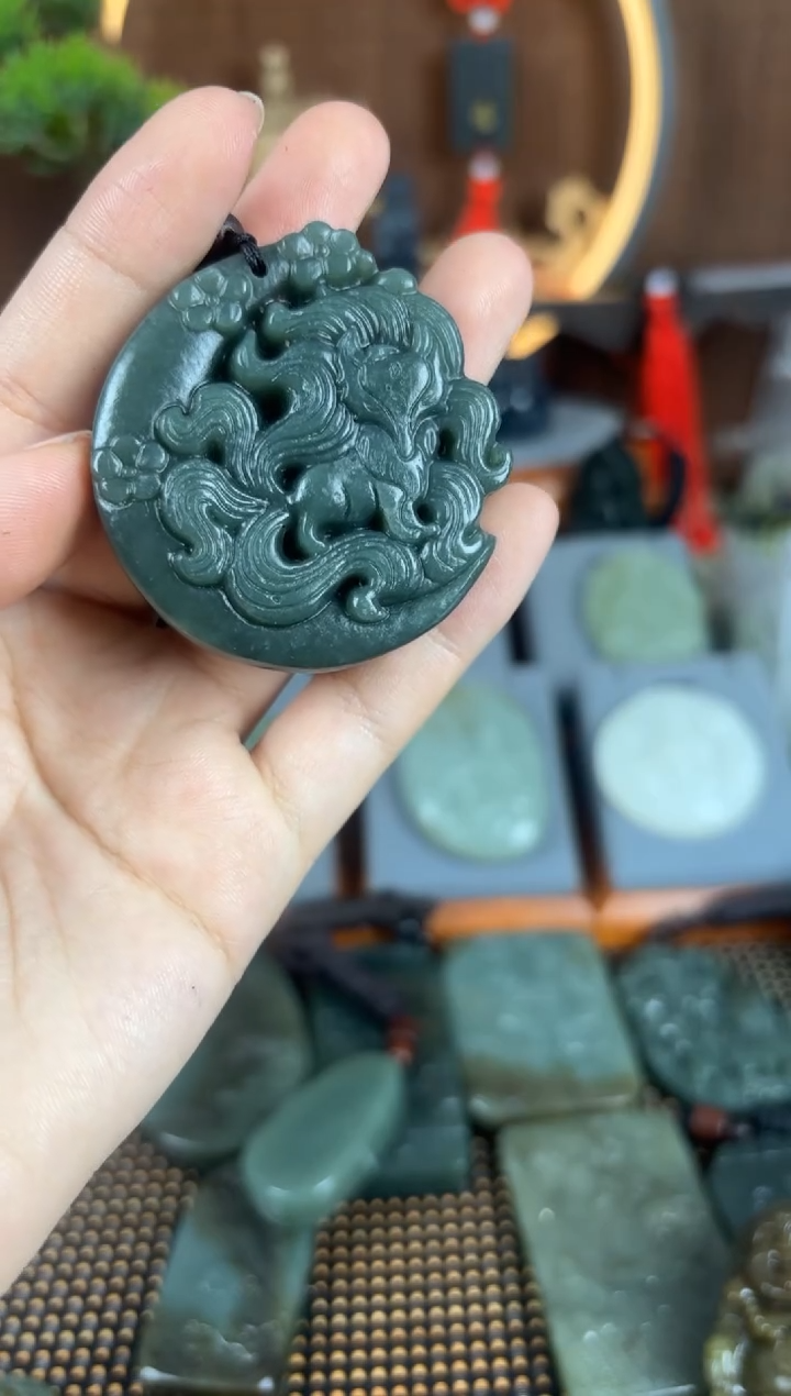 【闪购商品】和田玉颈饰未镶嵌1