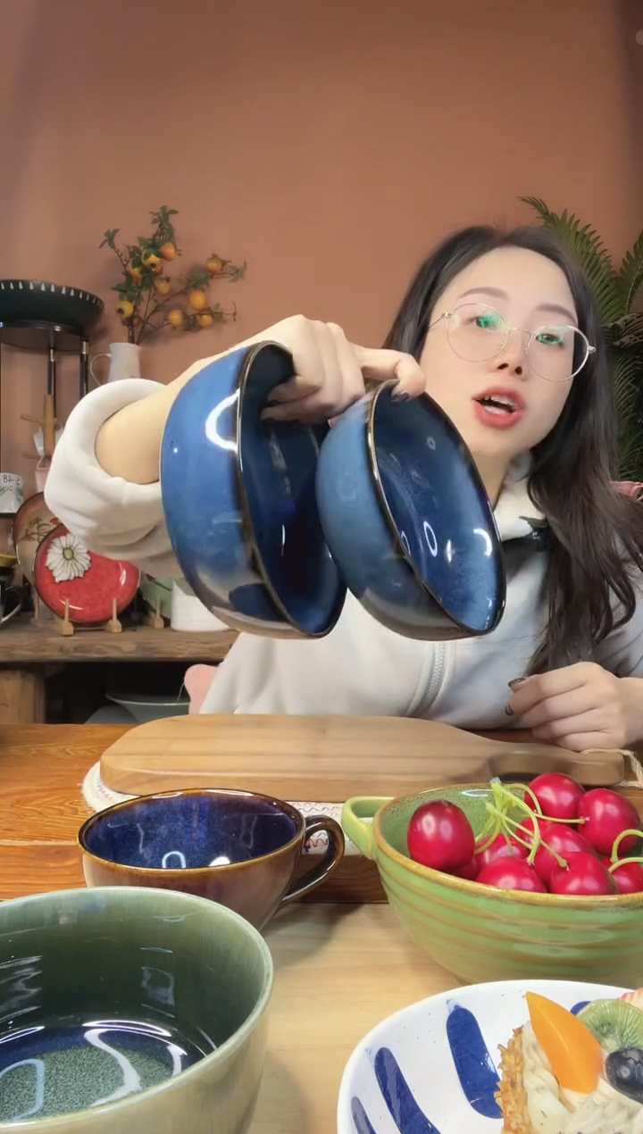 陶瓷6.5英寸蓝色面碗 2件 微瑕疵