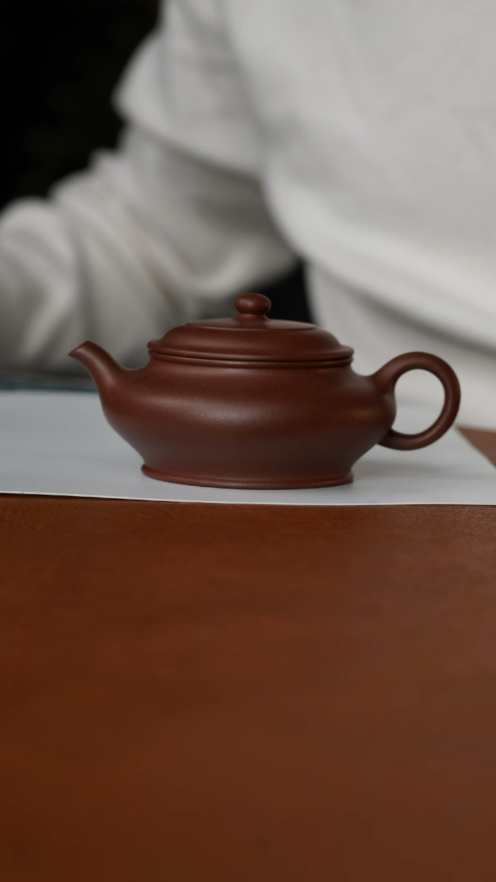 【闪购商品】紫砂茶壶虚扁 黄龙源底槽青