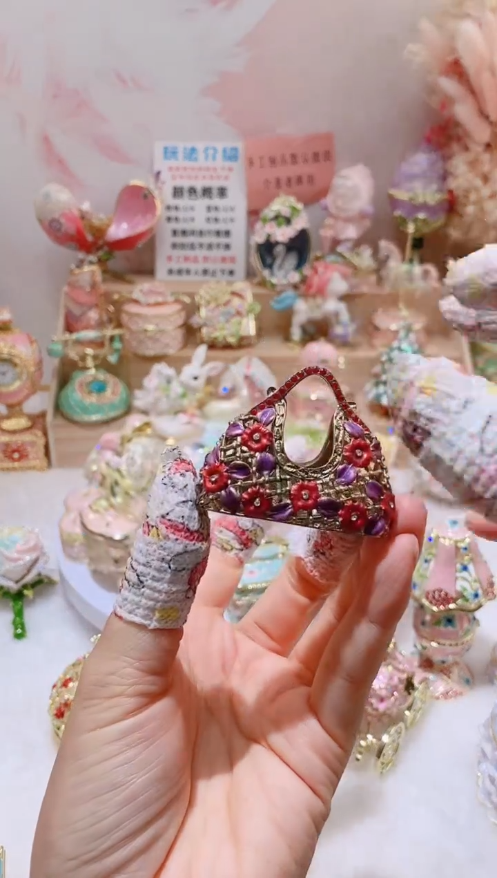 合金中古小包包一个