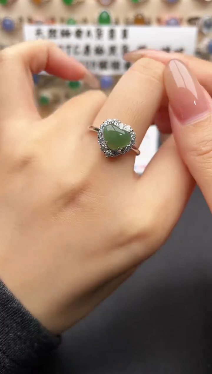 银S925镶嵌戒指翡翠一物一证一礼盒