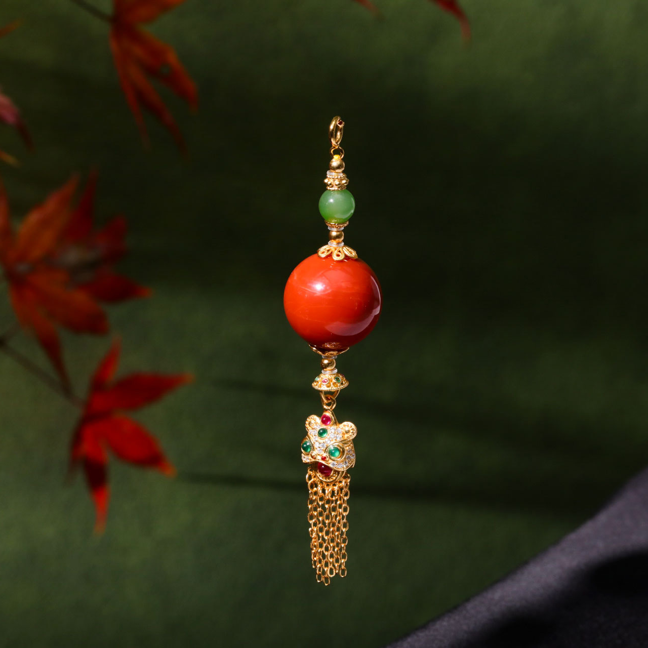 【意婵】《折枝春》(16mm)天然牛血红南红吊坠S925银-YC35945