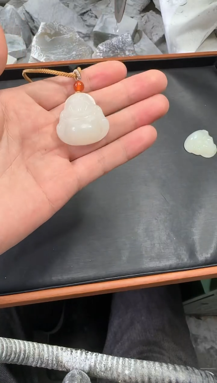 【闪购商品】和田玉颈饰未镶嵌佛公拍一发一多样性发货