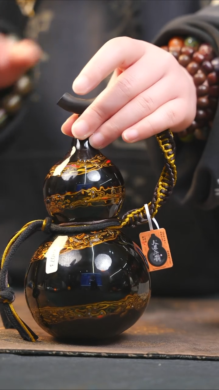 【闪购商品】YH073漆艺酒葫芦不包手串及旋转底座