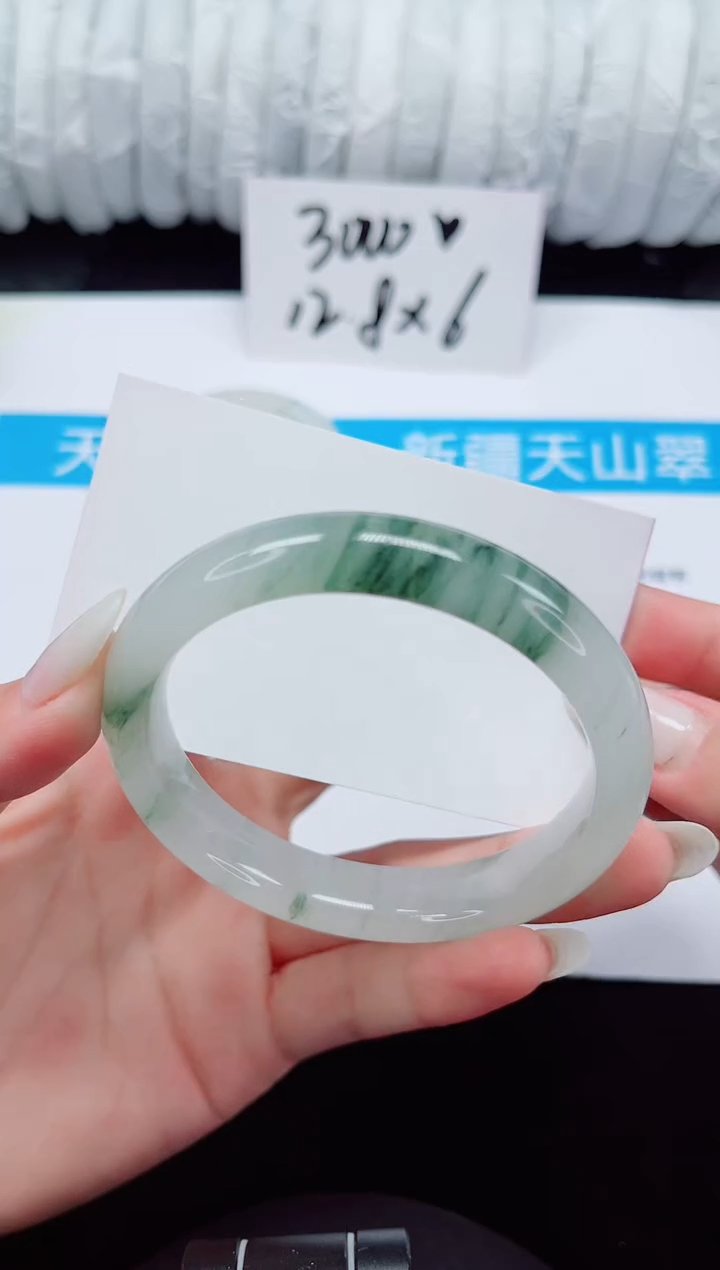 未镶嵌手镯石英质玉111-58/59