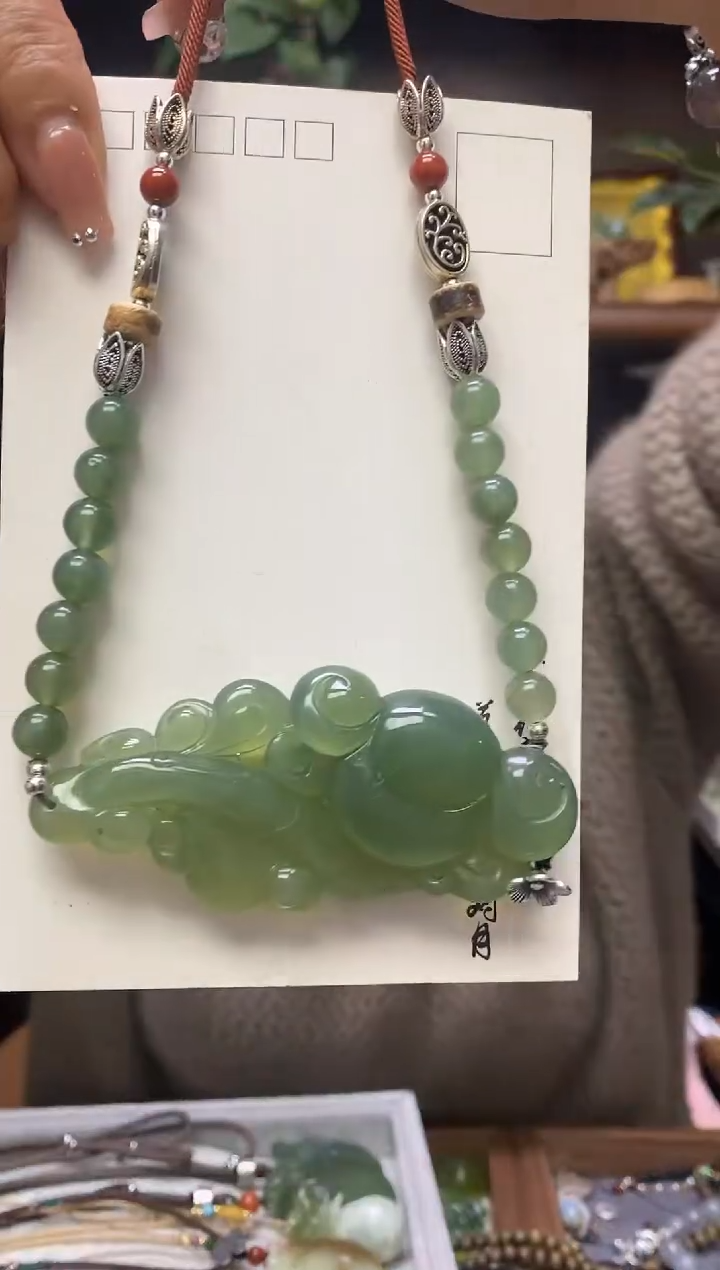 【闪购商品】岫玉吊坠未镶嵌·