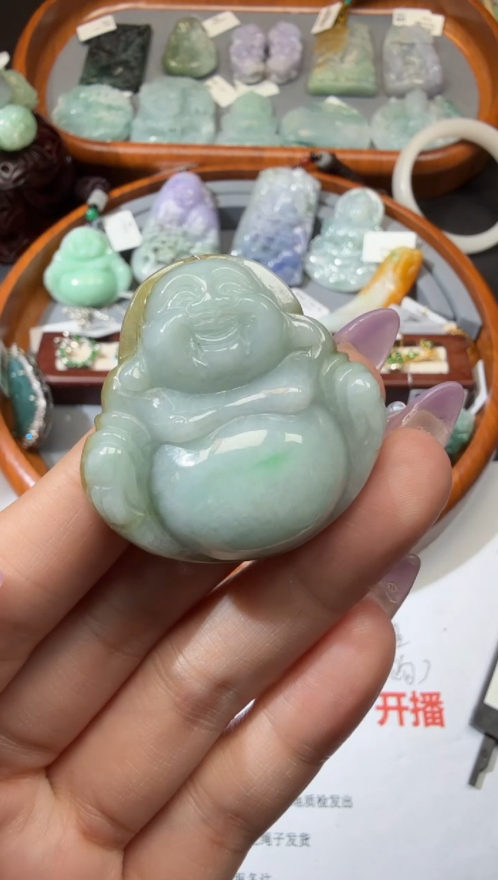 翡翠未镶嵌颈饰275.。。。