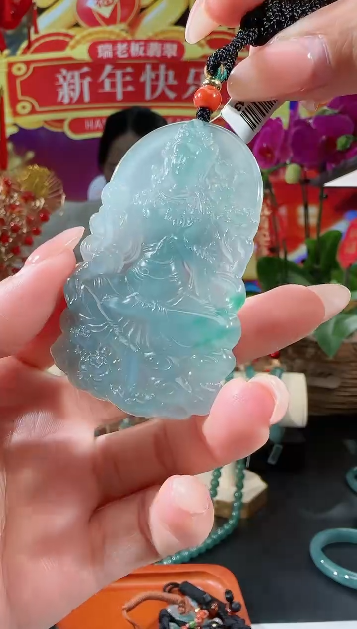 【闪购商品】翡翠吊坠(不含链)未镶嵌度母