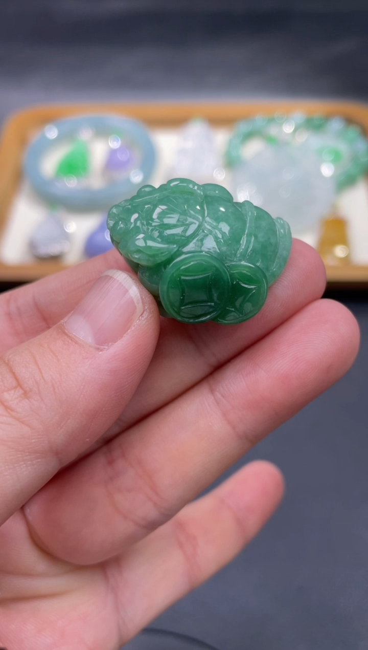 【闪购商品】翡翠颈饰未镶嵌55.........