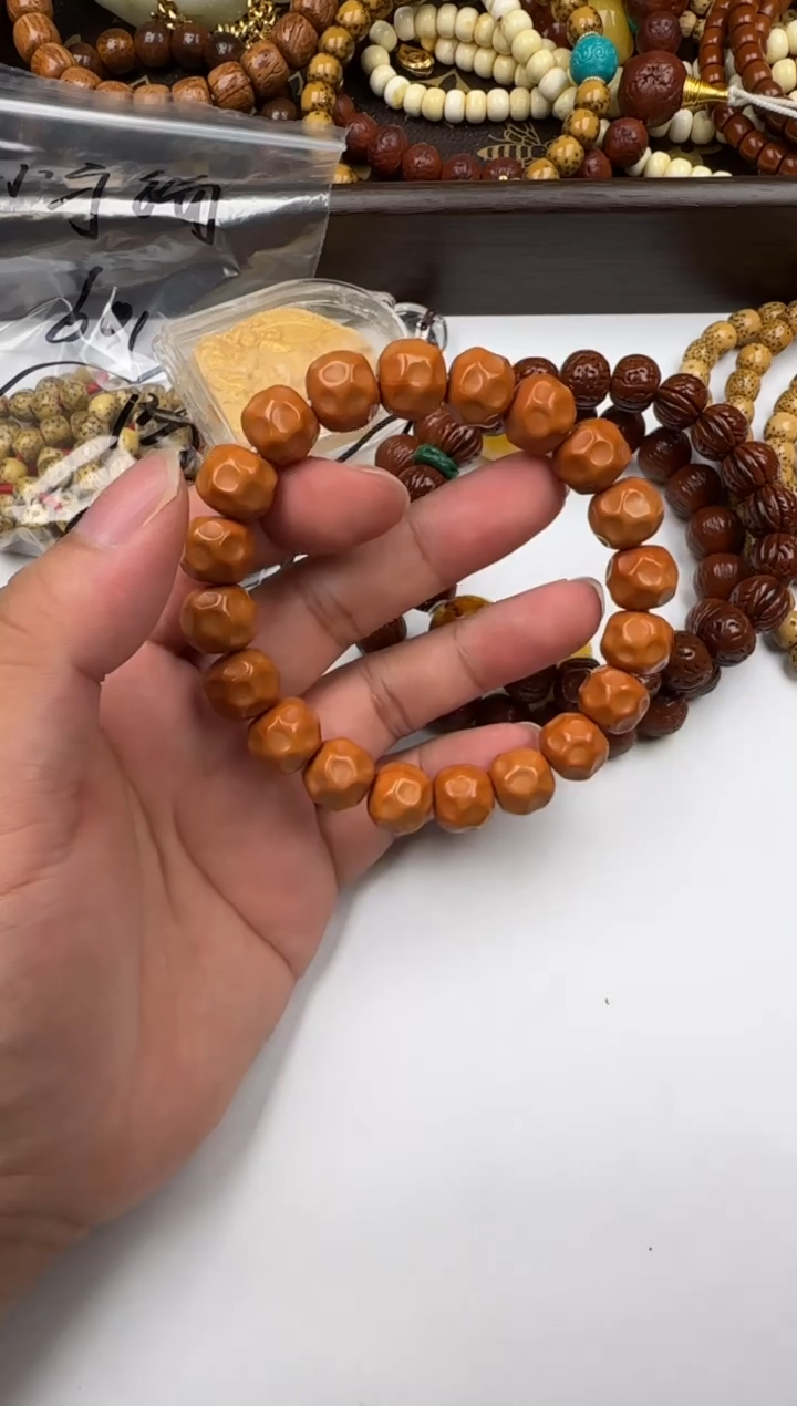 手串猴头核桃猴头手串