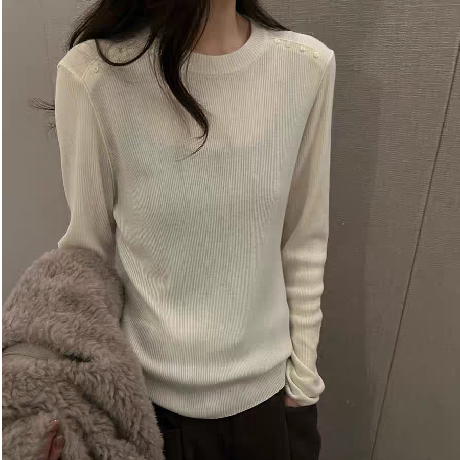 肩纽扣设计竖条纹针织打底女上衣秋冬新款简约圆领百搭八个纽扣