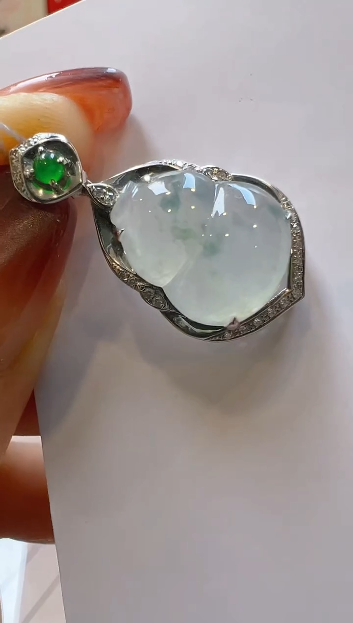 【闪购商品】翡翠吊坠(不含链)18K金镶嵌多样性团购发一件