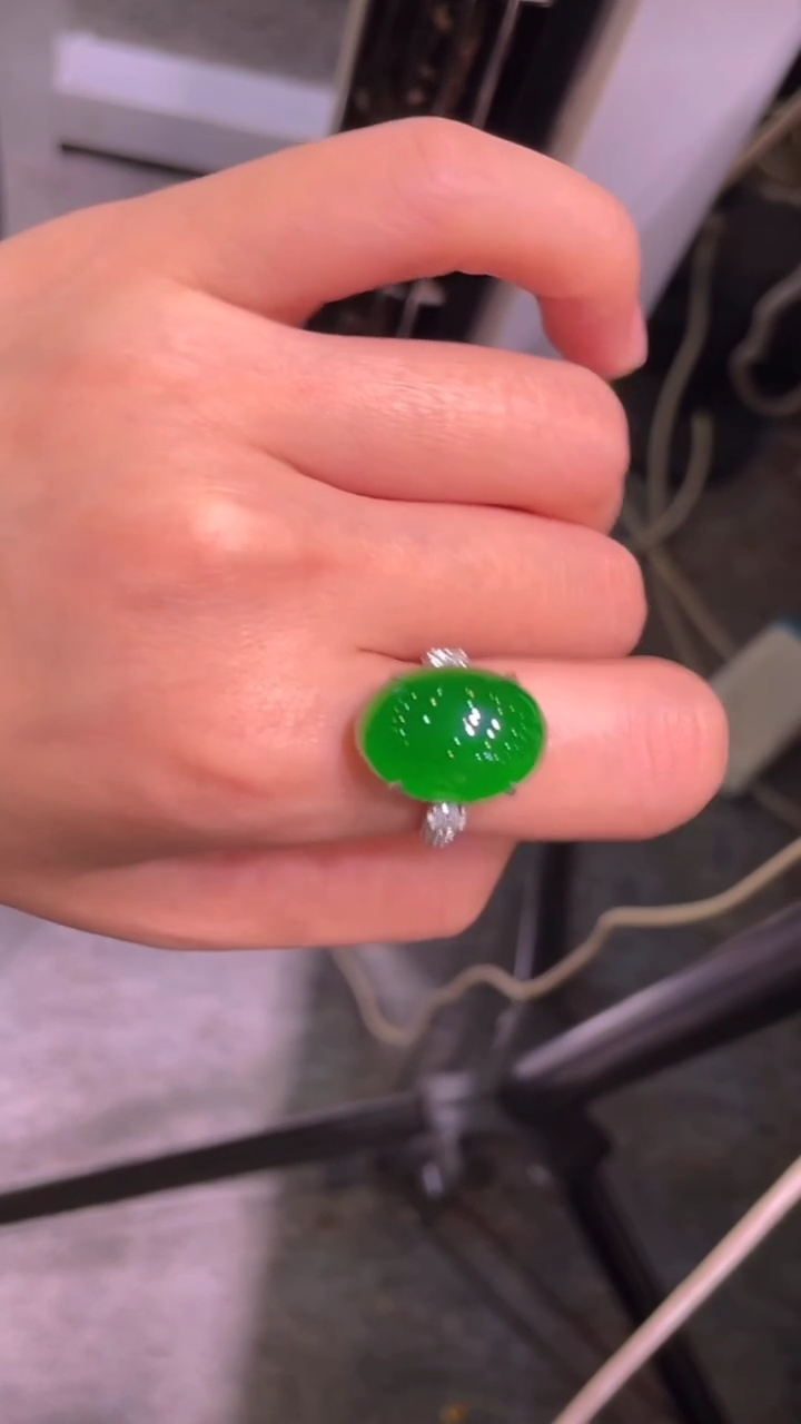 【闪购商品】翡翠颈饰18K金镶嵌天然A货翡翠A6