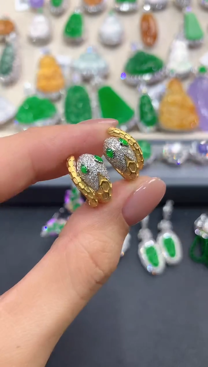 【闪购商品】翡翠耳饰18K金镶嵌w28