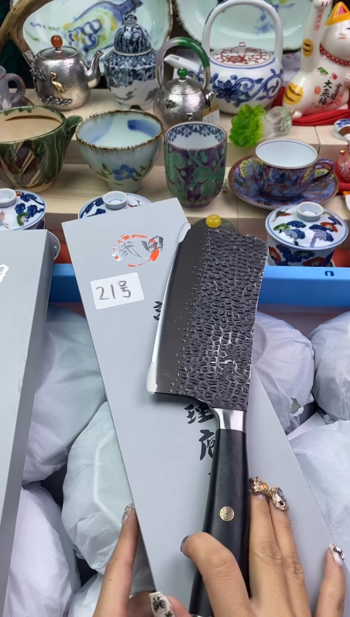【闪购商品】瓷片隆莲瓷器欢迎大家