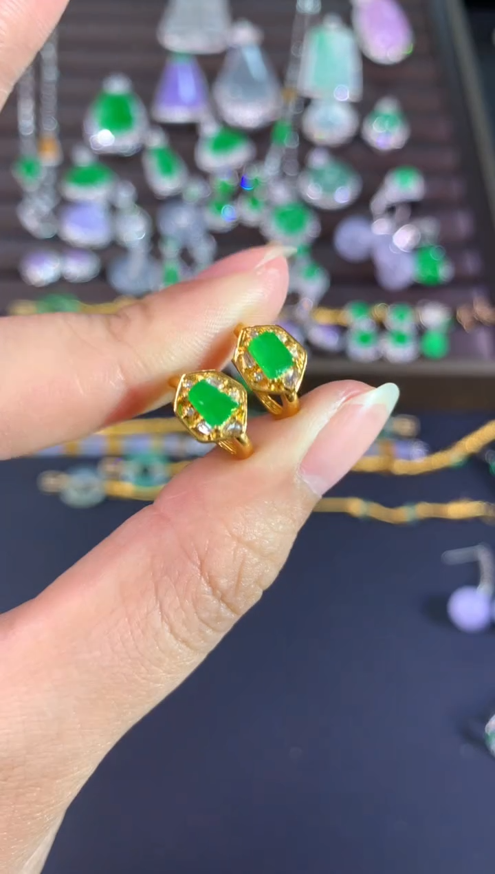 【闪购商品】翡翠耳饰18K金镶嵌A618|3980