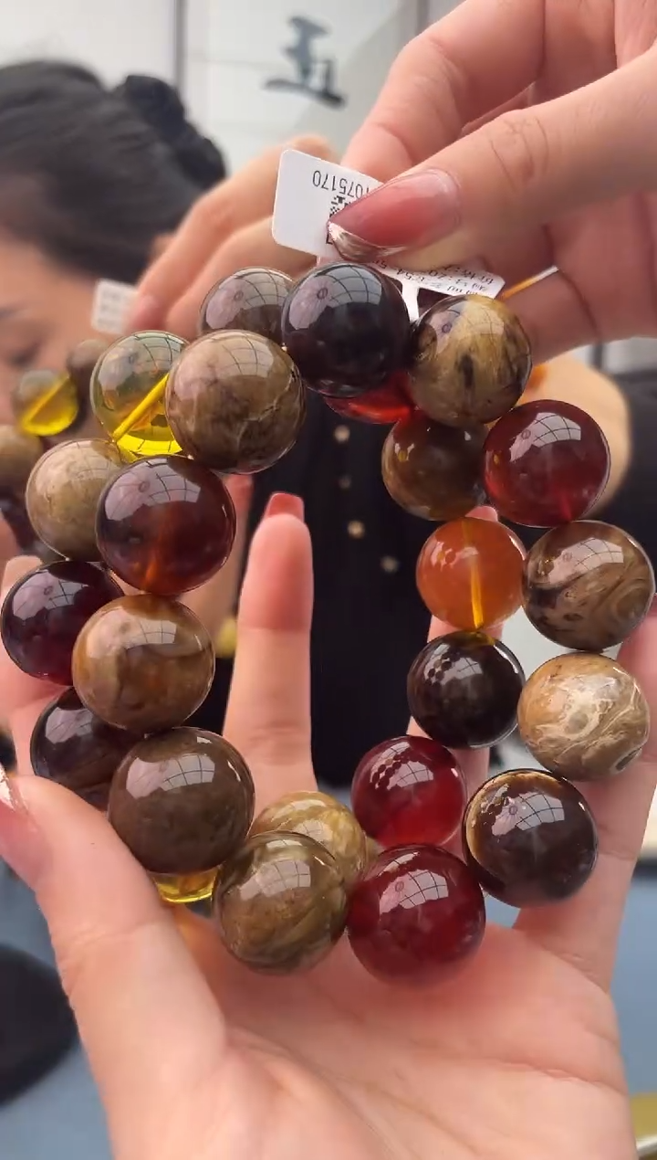 【闪购商品】琥珀珠宝奇石未镶嵌多样性发其一，假一罚十054.20