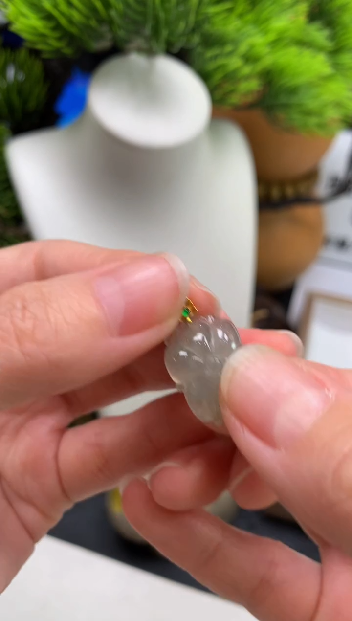 颈饰未镶嵌翡翠行*---123997