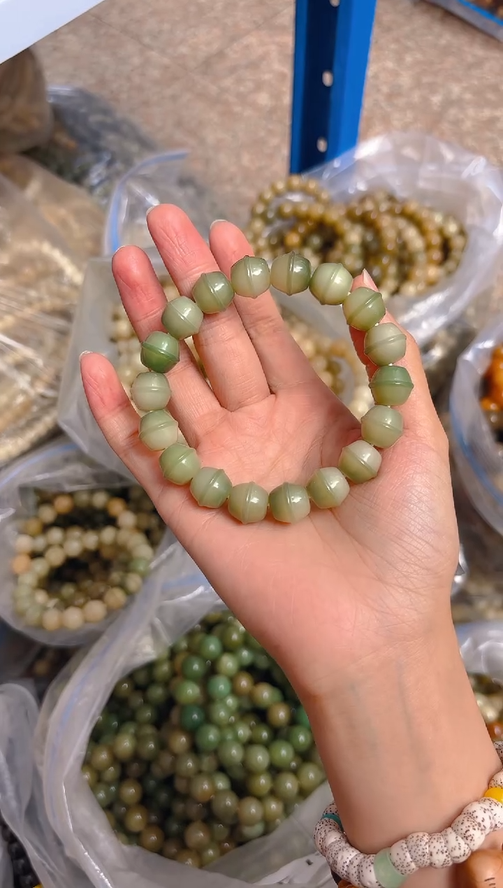 吊坠菩提根/象牙果蜜罐单圈颜色随机一条