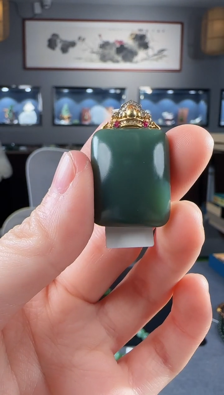 【闪购商品】和田玉吊坠(不含链)18K金镶嵌1