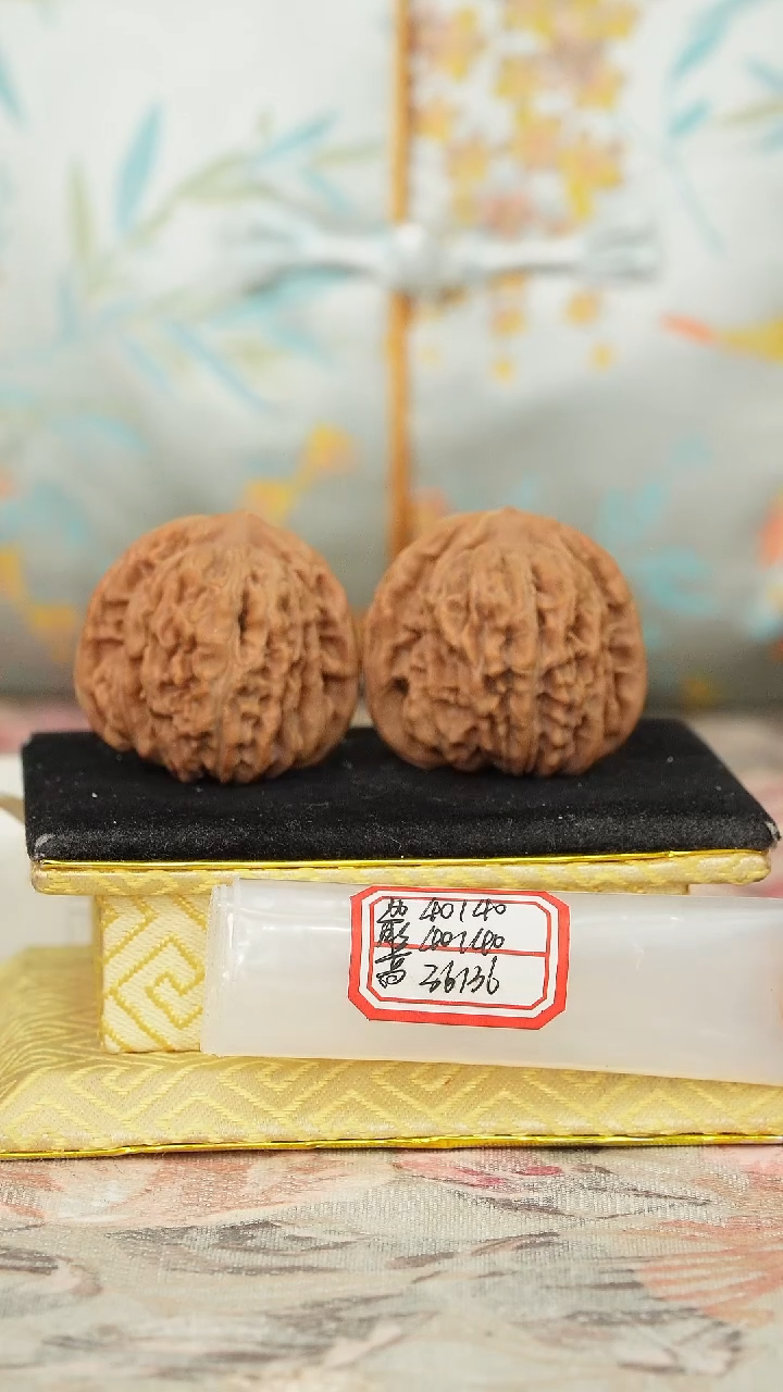 【闪购商品】文玩核桃把件平谷四座楼