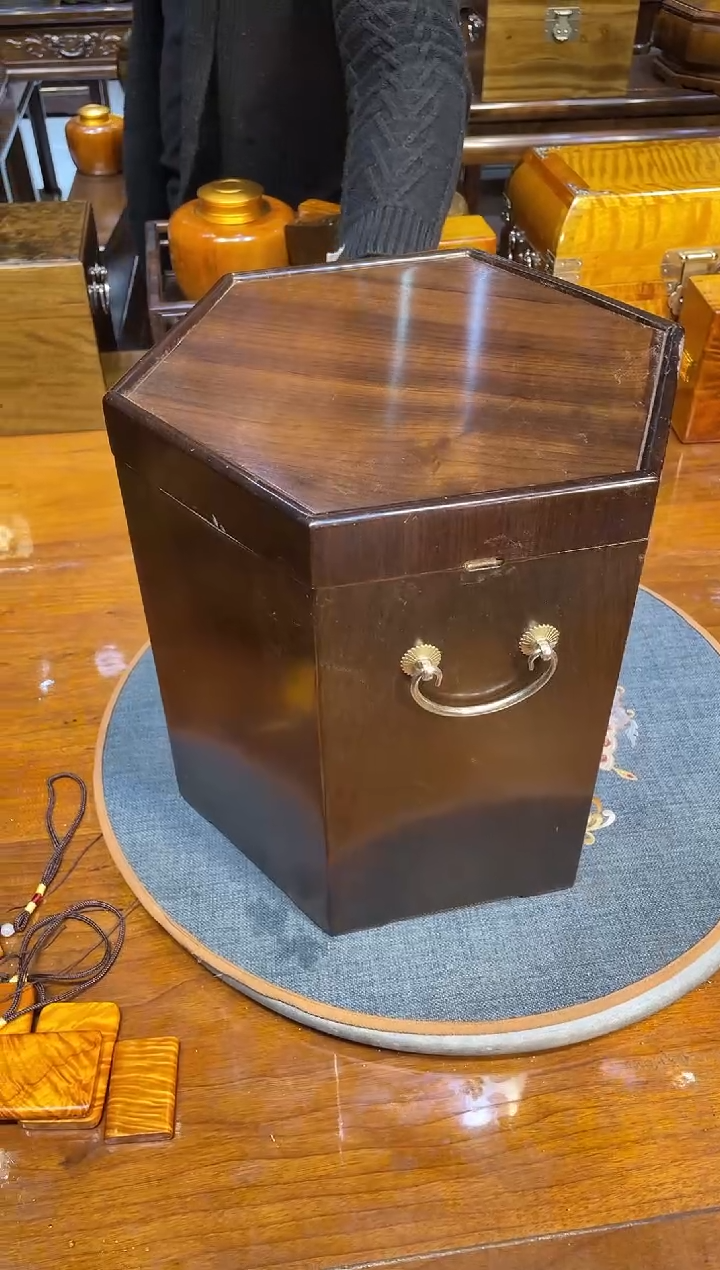 乌木类成套家具乌木 米桶  s39