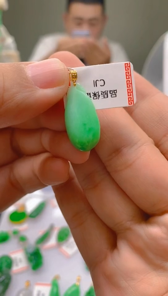 【闪购商品】翡翠颈饰18K金镶嵌新号开播，全场乱卖