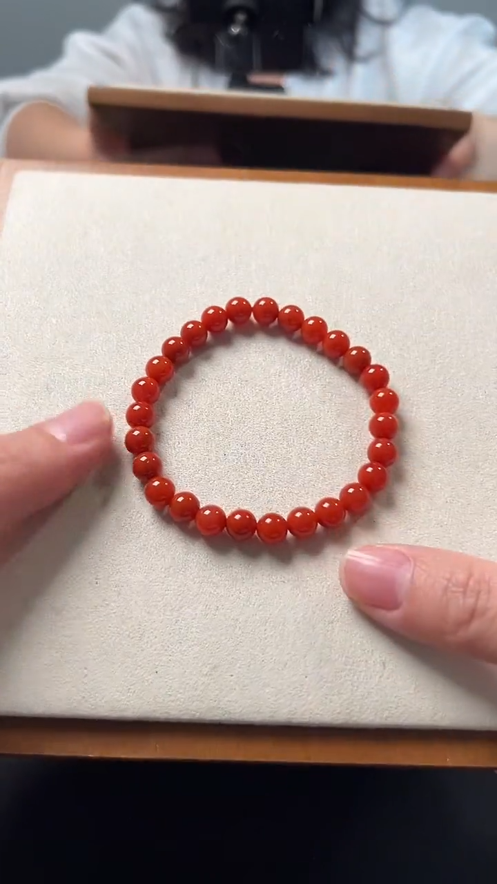 未镶嵌手串南红玛瑙单圈