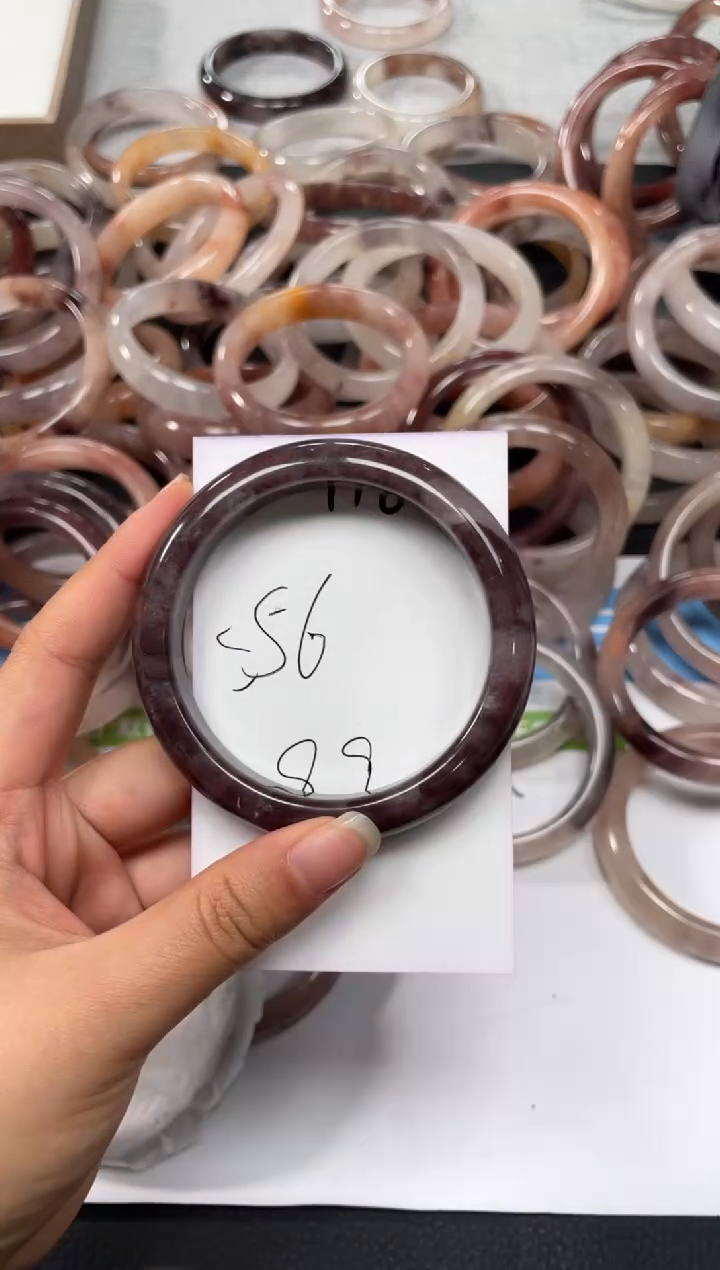 未镶嵌手镯石英质玉110